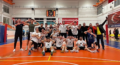 Başkan Büyükgöz’den, Gebzeli voleybolculara tebrik