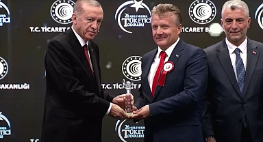 Peynirci Baba'ya Cumhurbaşkanı Erdoğan'dan ödül