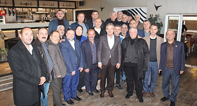 Köşker: Makam kapımızda, gönül kapımızda açık
