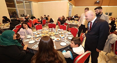 Başkan Büyükgöz yetim ve öksüzleri unutmadı