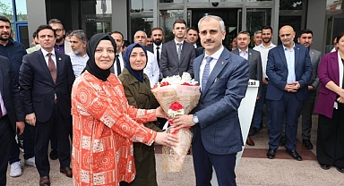 Başkan Çiftçi’ye mesai arkadaşlarından karşılama