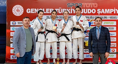 Gençler Türkiye Şampiyonasında 1 numara Kağıtspor