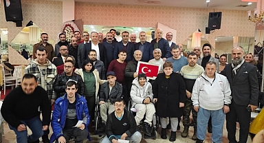 Mustafa Turanalp engellileri unutmadı