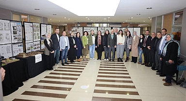 Geleceğin mimarlarının fikirleri Çayırova Belediyesi’nde sergileniyor