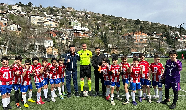 İstanbul Şampiyonu: Darıca Kalespor U-11 