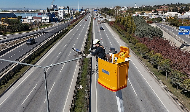 SEDAŞ, Gebze D-100 Karayolu’ndaki Aydınlatmaları Yeniledi