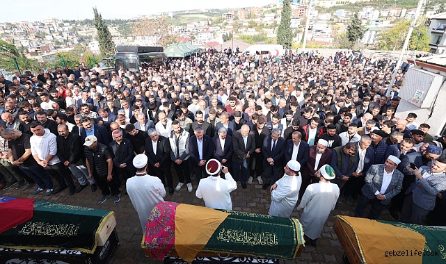 Yangında hayatını kaybedenler son yolculuğa uğurlandı