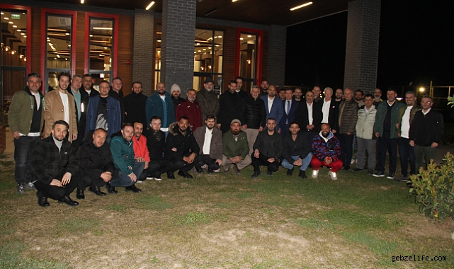  Abdulkadir Ayar iftar geleneğini sürdürdü!