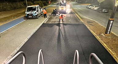  Büyükşehir’den yoğun asfalt mesaisi